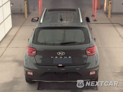 2025 Hyundai Venue SEL - zdjęcie 5 z 33 - miniatura