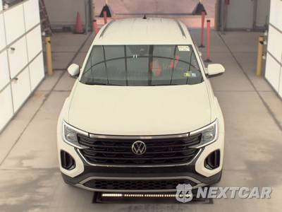 2025 Volkswagen Atlas Cross Sport 2.0T SE w/Technology - zdjęcie 2 z 29 - miniatura
