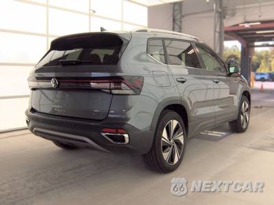 2025 Volkswagen Taos SE - zdjęcie 4 z 28 - miniatura