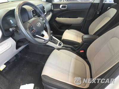 2025 Hyundai Venue SEL - zdjęcie 7 z 28 - miniatura