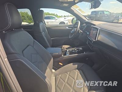 2025 Volkswagen Atlas Cross Sport 2.0T SE w/Technology - zdjęcie 8 z 30 - miniatura