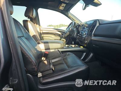 2021 Nissan TITAN PRO-4X Crew Cab Short Bed - zdjęcie 8 z 23 - miniatura