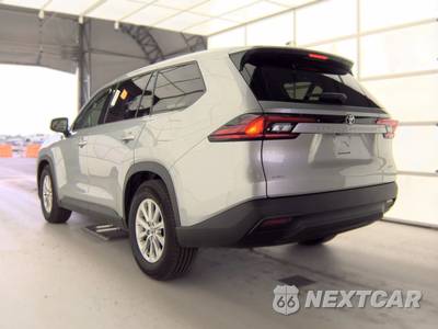 2025 Toyota Grand Highlander XLE - zdjęcie 6 z 41 - miniatura