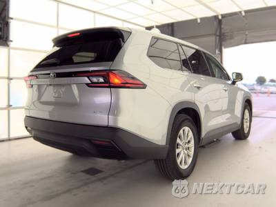 2025 Toyota Grand Highlander XLE - zdjęcie 4 z 41 - miniatura