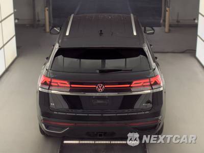 2025 Volkswagen Atlas Cross Sport 2.0T SE w/Technology - zdjęcie 5 z 34 - miniatura