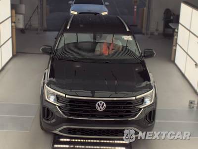 2025 Volkswagen Atlas Cross Sport 2.0T SE w/Technology - zdjęcie 2 z 34 - miniatura