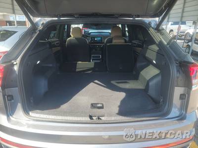 2025 Volkswagen Atlas Cross Sport 2.0T SE w/Technology - zdjęcie 16 z 21 - miniatura