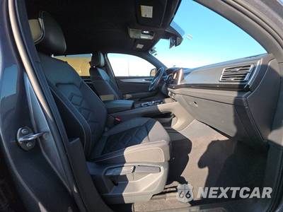 2025 Volkswagen Atlas Cross Sport 2.0T SE w/Technology - zdjęcie 8 z 25 - miniatura