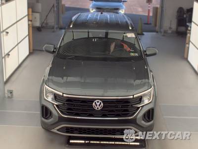 2025 Volkswagen Atlas Cross Sport 2.0T SE w/Technology - zdjęcie 2 z 25 - miniatura
