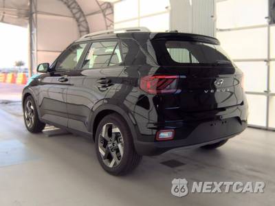2025 Hyundai Venue SEL - zdjęcie 6 z 25 - miniatura