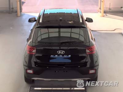 2025 Hyundai Venue SEL - zdjęcie 5 z 25 - miniatura