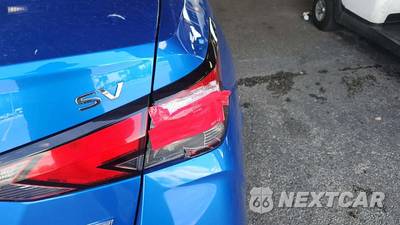 2021 Nissan Versa SV - zdjęcie 28 z 33 - miniatura