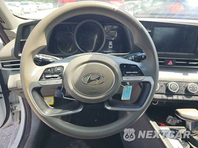2021 Hyundai Elantra SE - zdjęcie 10 z 36 - miniatura