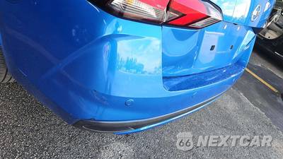 2021 Nissan Versa SV - zdjęcie 23 z 33 - miniatura