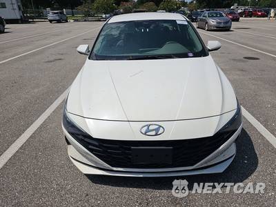 2021 Hyundai Elantra SE - zdjęcie 2 z 36 - miniatura