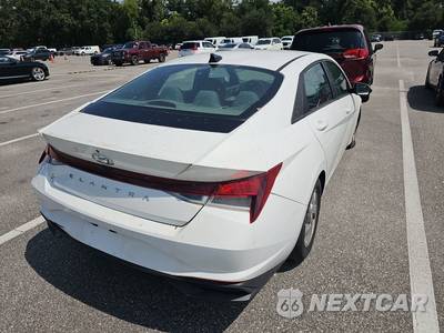 2021 Hyundai Elantra SE - zdjęcie 4 z 36 - miniatura