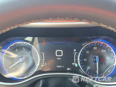 2024 Chrysler Pacifica Touring L 121.6" WB - zdjęcie 12 z 30 - miniatura