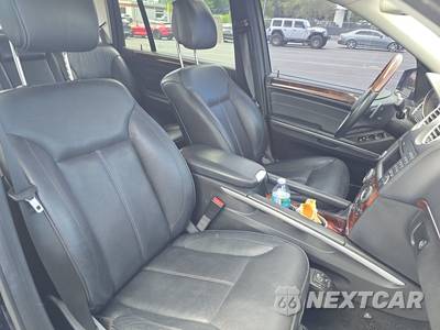 2011 Mercedes-Benz GL 550 4MATIC - zdjęcie 8 z 19 - miniatura