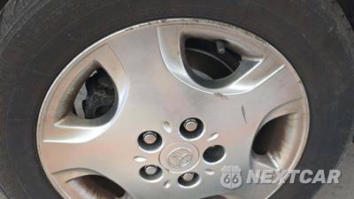 2004 Toyota Avalon XLS w/Bench Seat - zdjęcie 27 z 60 - miniatura