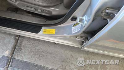2004 Toyota Avalon XLS w/Bench Seat - zdjęcie 31 z 60 - miniatura