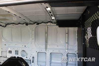 2023 Ford Transit 250 Cargo Van Low Roof 130.0" WB - zdjęcie 11 z 50 - miniatura