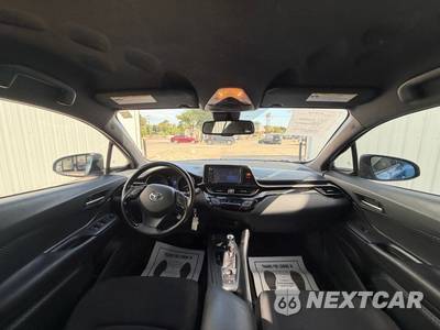2018 Toyota C-HR XLE - zdjęcie 22 z 52 - miniatura