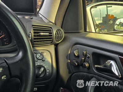 2000 Mercedes-Benz C-Class - zdjęcie 33 z 51 - miniatura