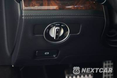 2017 Mercedes-Benz SL 550 - zdjęcie 16 z 21 - miniatura