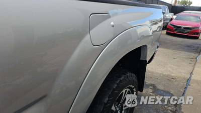 2005 Toyota Tacoma Extended Cab Long Bed w/Rear Doors - zdjęcie 28 z 33 - miniatura