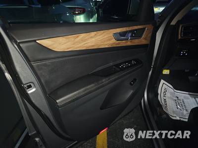 2026 Volkswagen Atlas 2.0T SE w/Technology - zdjęcie 9 z 18 - miniatura