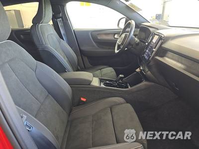 2023 Volvo C40 Recharge P8 Ultimate - zdjęcie 8 z 23 - miniatura