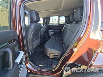 2023 Land Rover Defender 130 First Edition - zdjęcie 13 z 24 - miniatura