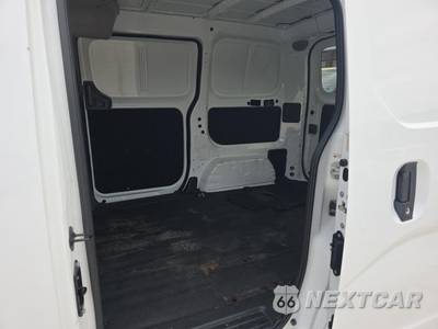 2015 Nissan NV200 Compact Cargo SV 115.2" WB - zdjęcie 16 z 22 - miniatura