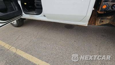 2022 Chevrolet Silverado 2500HD LT Crew Cab Long Bed 1LT - zdjęcie 24 z 35 - miniatura