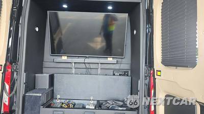 2017 Ford Transit 250 Cargo Van w/RH Sliding Door High Roof 147.6" WB - zdjęcie 18 z 50 - miniatura