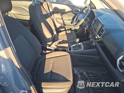2020 Hyundai Venue SE - zdjęcie 8 z 31 - miniatura