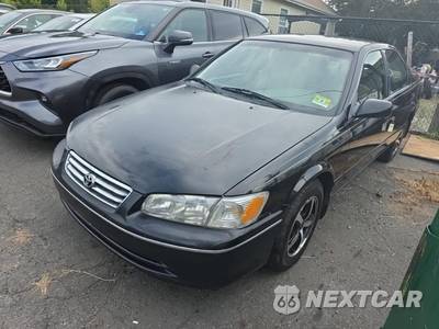 2000 Toyota Camry LE - zdjęcie 1 z 21 - miniatura