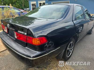 2000 Toyota Camry LE - zdjęcie 4 z 21 - miniatura