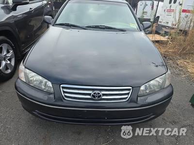 2000 Toyota Camry LE - zdjęcie 2 z 21 - miniatura
