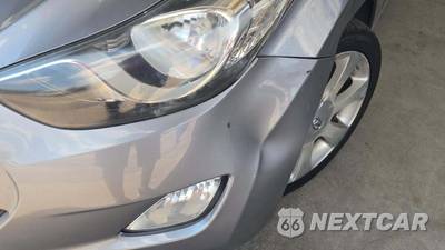 2013 Hyundai Elantra Limited Sedan - zdjęcie 30 z 33 - miniatura