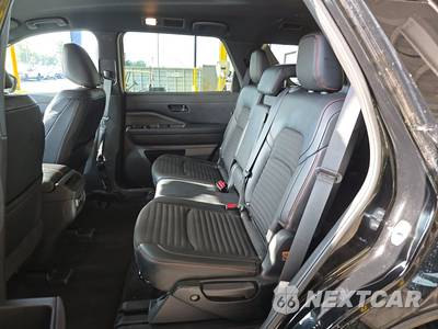 2026 Nissan Pathfinder Rock Creek - zdjęcie 13 z 25 - miniatura