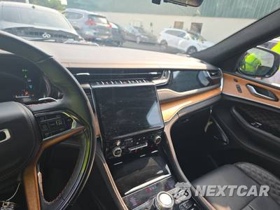 2023 Jeep Grand Cherokee 4xe Summit Reserve - zdjęcie 11 z 29 - miniatura