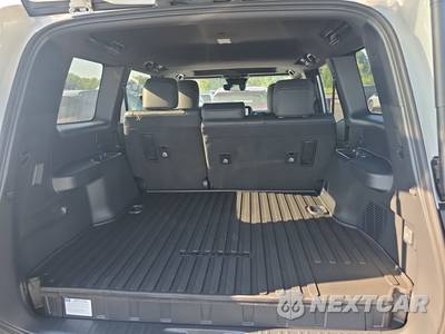 2027 Toyota Land Cruiser - zdjęcie 23 z 25 - miniatura