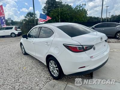 2018 Toyota Yaris iA Sedan - zdjęcie 6 z 17 - miniatura