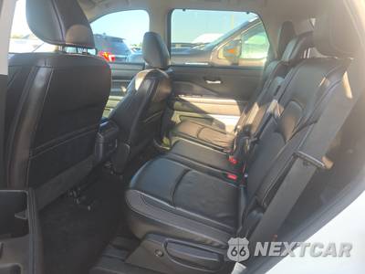 2023 Nissan Pathfinder SL - zdjęcie 13 z 22 - miniatura
