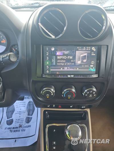 2014 Jeep Patriot Latitude - zdjęcie 11 z 30 - miniatura