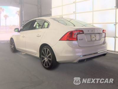 2017 Volvo S60 T5 Inscription Platinum - zdjęcie 6 z 21 - miniatura