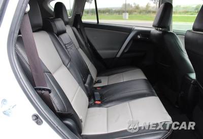 2017 Toyota RAV4 Hybrid XLE - zdjęcie 6 z 10 - miniatura