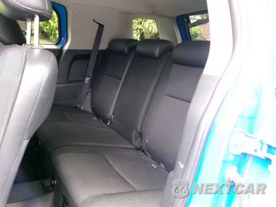 2007 Toyota FJ Cruiser w/Rear Doors - zdjęcie 35 z 38 - miniatura
