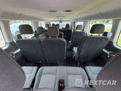 2024 Ford Transit Passenger Wagon XLT Low Roof 148.0" WB - zdjęcie 36 z 50 - miniatura